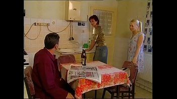 play Film xxx vintage cu adolescente si cu babe futute