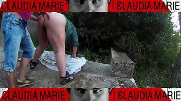 play العاهرة السمينة التي تعطي xxx عن طريق الفم وهي تحت تصرف هذا الرجل في مجملها تفعل