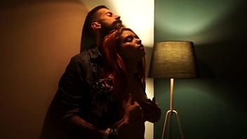 play Atmosfera louca com duas mulheres sensuais