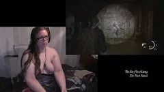 play Naga ostatnia z nas 2 graj z seksowną brunetką w szklankach